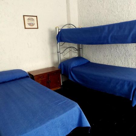 Hostel Otro Mundo Capdevila Buitenkant foto