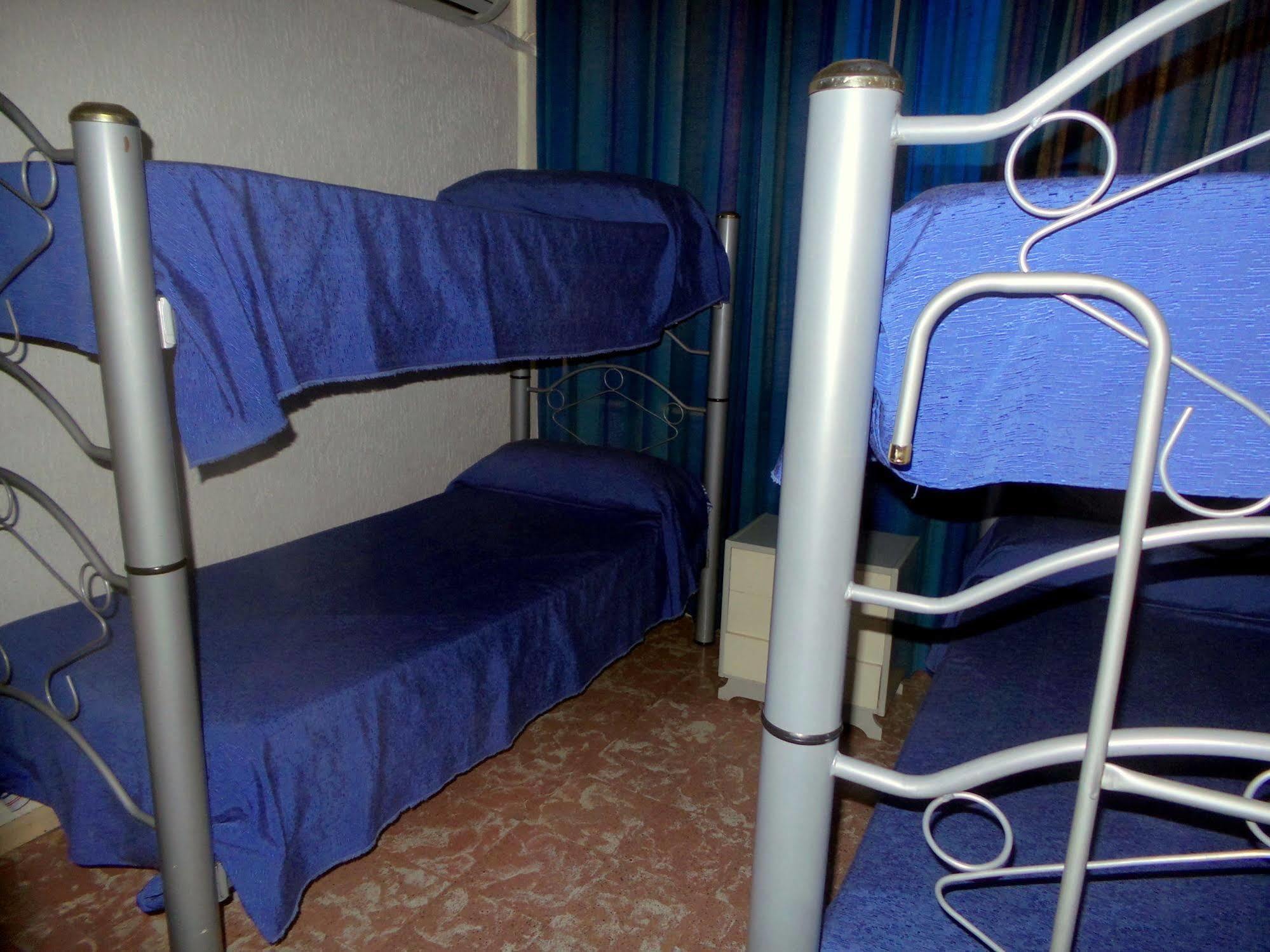 Hostel Otro Mundo Capdevila Buitenkant foto