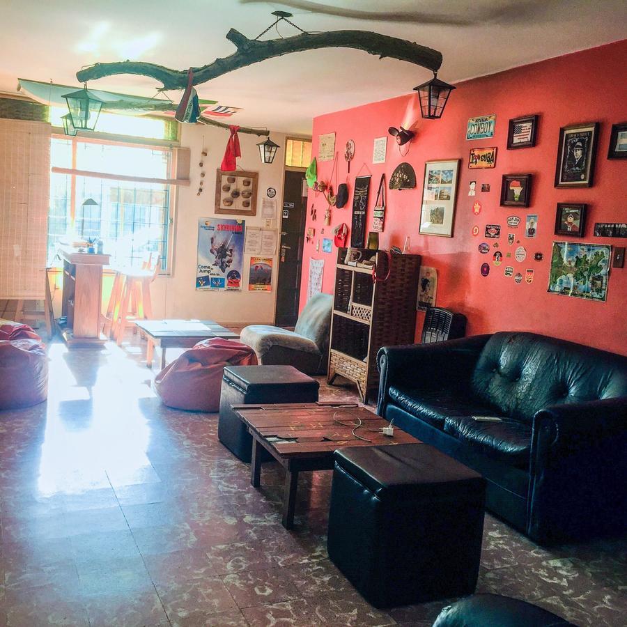 Hostel Otro Mundo Capdevila Buitenkant foto