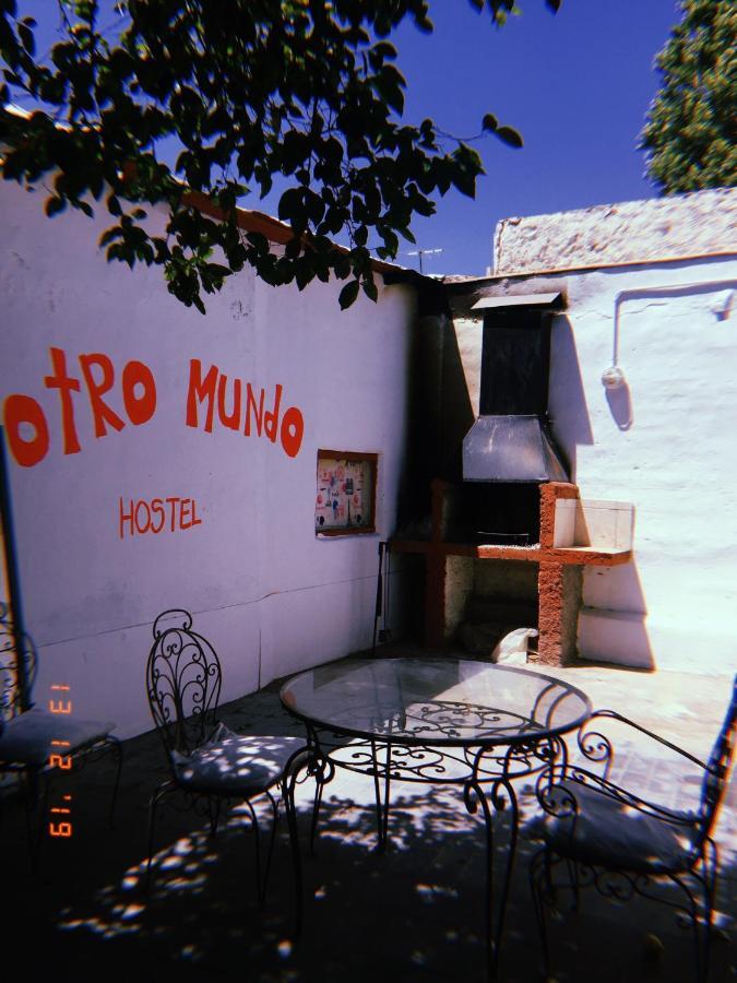 Hostel Otro Mundo Capdevila Buitenkant foto